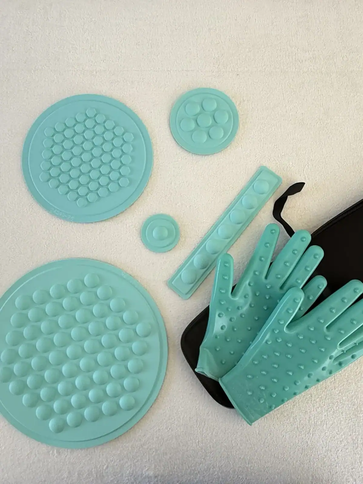 Matériel de kinésithérapie dermato-fonctionnelle développé par Angela Lange.